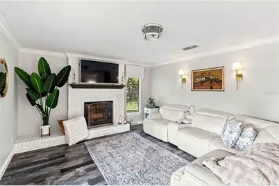 16642 Vallely Drive, Tampa, FL 33618 - Photo 3