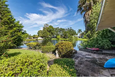 11555 Pine Street, Seminole, FL 33772 - Photo 17