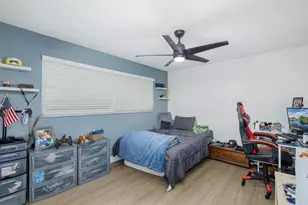 11555 Pine St, Seminole, FL 33772 - Photo 25