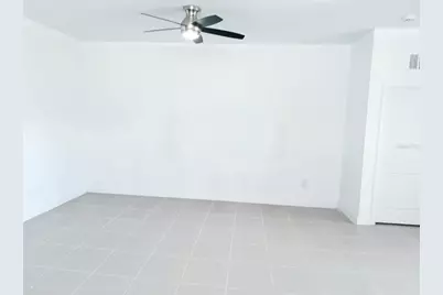 409 Conway Avenue, Saint Cloud, FL 34771 - Photo 9