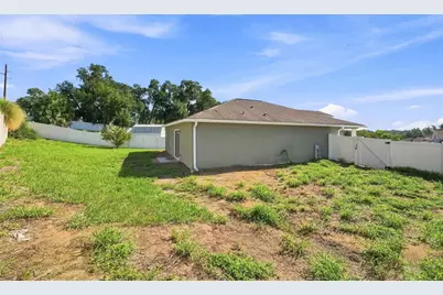 37150 Highland Bluff Circle, Dade City, FL 33523 - Photo 35