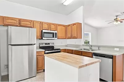 37150 Highland Bluff Circle, Dade City, FL 33523 - Photo 25