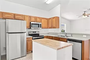 37150 Highland Bluff Cir, Dade City, FL 33523 - Photo 25