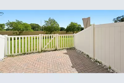 9755 Trumpet Vine Loop, New Port Richey, FL 34655 - Photo 19