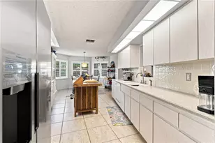 8171 Chaucer Dr, Weeki Wachee, FL 34607 - Photo 17