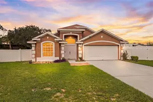 2247 Majestic Eagle Cir, Clermont, FL 34714 - Photo 1