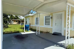6415 Elder St, Spring Hill, FL 34606 - Photo 3