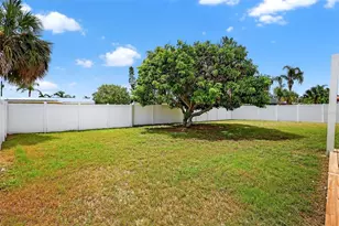 2175 Edythe Dr, Dunedin, FL 34698 - Photo 39