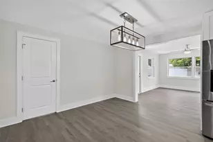 2175 Edythe Dr, Dunedin, FL 34698 - Photo 15