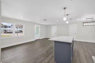 2175 Edythe Dr, Dunedin, FL 34698 - Photo 9