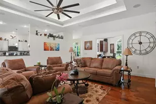 8333 Allen Dr, Weeki Wachee, FL 34613 - Photo 5