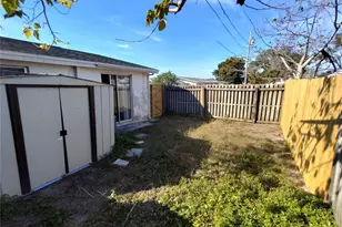 4136 Shoreline Dr, New Port Richey, FL 34652 - Photo 17