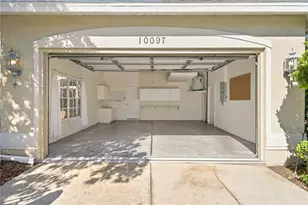 10097 Holly Berry Dr, Weeki Wachee, FL 34613 - Photo 21