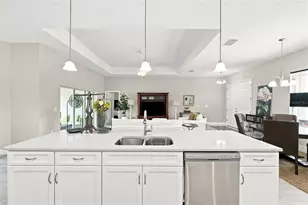 15450 Cliff Swallow Rd, Weeki Wachee, FL 34614 - Photo 13