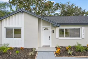 12220 Meadowbrook Ln, Hudson, FL 34667 - Photo 5