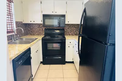 5245 Amulet Drive #207, New Port Richey, FL 34652 - Photo 3