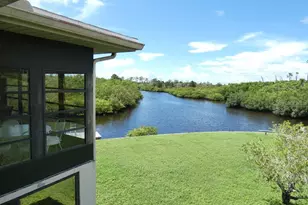 9940 Eagles Point Cir, Port Richey, FL 34668 - Photo 3