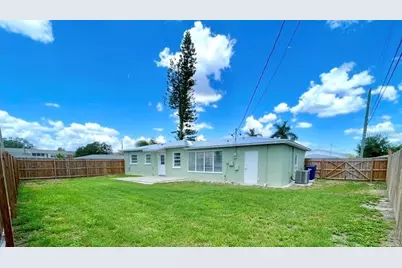 4675 Orlando Circle, Bradenton, FL 34207 - Photo 17