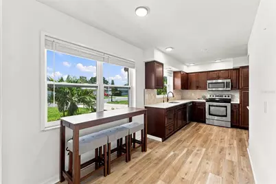 2172 University Drive S, Clearwater, FL 33764 - Photo 15