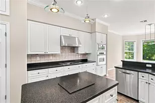 8698 Mississippi Run, Weeki Wachee, FL 34613 - Photo 29