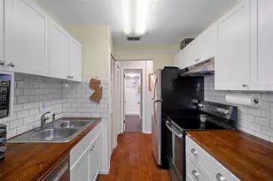 314 Moorings Cove Dr, Tarpon Springs, FL 34689 - Photo 13