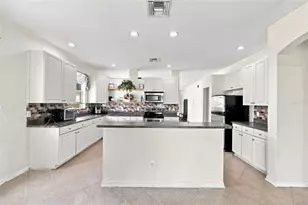 8814 Southern Charm Cir, Brooksville, FL 34613 - Photo 11