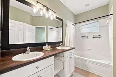8814 Southern Charm Circle, Brooksville, FL 34613 - Photo 3