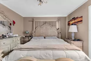 10833 Livingston Dr, New Port Richey, FL 34654 - Photo 21
