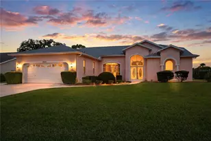 9401 Fox Hollow Ln, Weeki Wachee, FL 34613 - Photo 1
