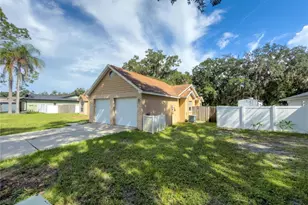 23437 Shining Star Dr, Land O Lakes, FL 34639 - Photo 3