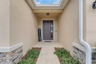 13607 Fairdale Ln, Spring Hill, FL 34609 - Photo 5