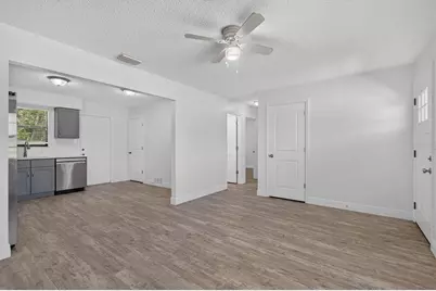 10430 Chalmer Street, Spring Hill, FL 34608 - Photo 9