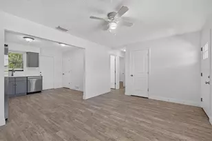 10430 Chalmer St, Spring Hill, FL 34608 - Photo 9