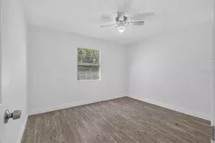 10430 Chalmer St, Spring Hill, FL 34608 - Photo 17