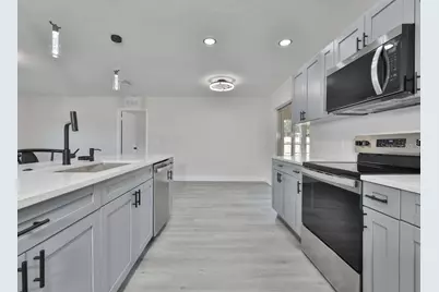 614 Huntington Street, Brandon, FL 33511 - Photo 7