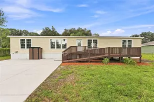 6453 Mangrove Dr, Wesley Chapel, FL 33544 - Photo 3