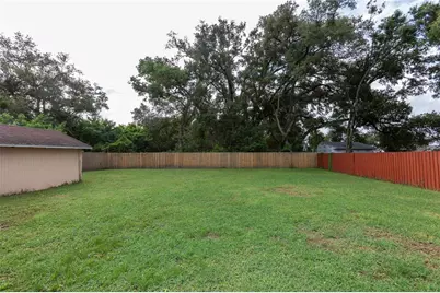 8107 E 19th Avenue, Tampa, FL 33619 - Photo 11