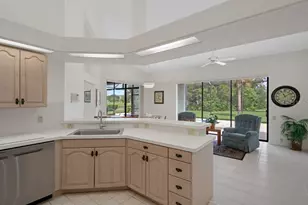 9463 Savannah Ct, Weeki Wachee, FL 34613 - Photo 21