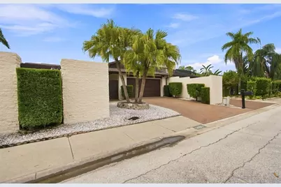 5005 Paloma Drive, Tampa, FL 33624 - Photo 5