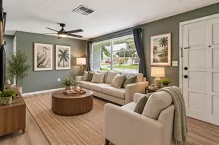 15915 Villa Dr, Hudson, FL 34667 - Photo 7