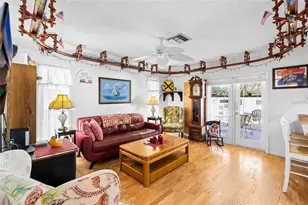 2210 Citrus Hill Rd, Palm Harbor, FL 34683 - Photo 9