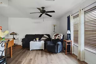 8215 San Felipe Ct, Port Richey, FL 34668 - Photo 9