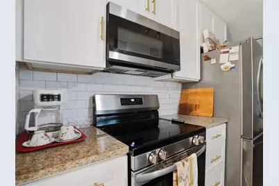 8215 San Felipe Court, Port Richey, FL 34668 - Photo 13