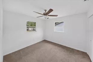 20105 Suncrest Dr, Brooksville, FL 34601 - Photo 15