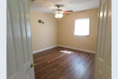 112 Husek Street, Masaryktown, FL 34604 - Photo 13