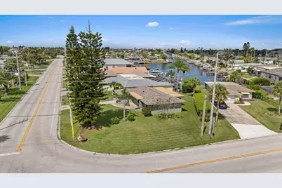 4611 Topsail Trail, New Port Richey, FL 34652 - Photo 35