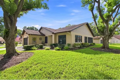 6802 Plumleaf Court, Spring Hill, FL 34606 - Photo 3