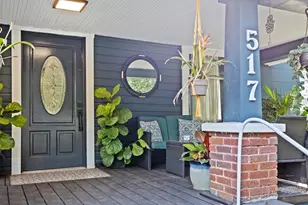 517 8th St N, Saint Petersburg, FL 33701 - Photo 5