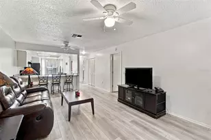2058 Woodcutter Ct, Spring Hill, FL 34606 - Photo 5