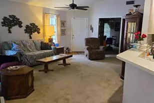 8008 La Serena Dr, Tampa, FL 33614 - Photo 5